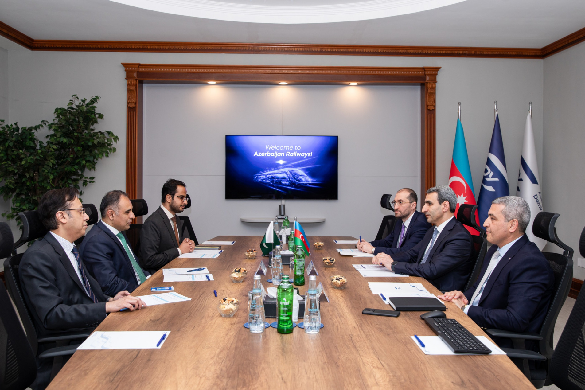 Azərbaycan və Pakistan arasında dəmiryol sahəsində əməkdaşlığın perspektivləri müzakirə olunub