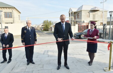 Prezident İlham Əliyev Bakı dairəvi dəmir yolunun Sabunçu-Pirşağı xəttinin yenidənqurmadan sonra açılışında iştirak edib  YENİLƏNİB VİDEO